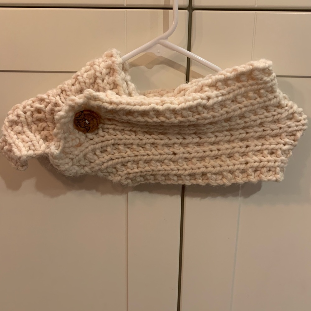 Knit wrap scarf